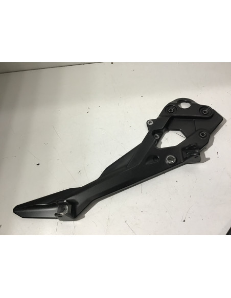 Platine repose-pied droit YAMAHA XJ6 600 - 2008/2015 - 20S-3 Occasion