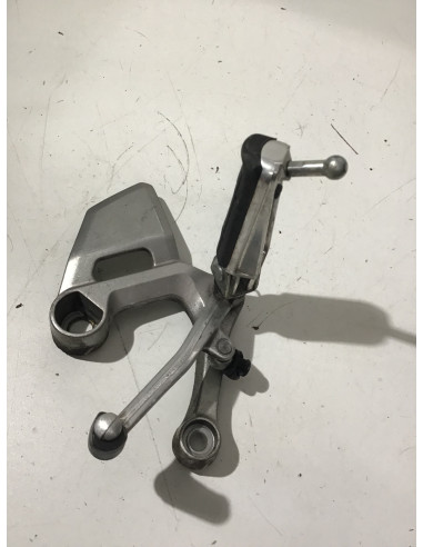 Platine repose-pied avant gauche YAMAHA MT09 850 - 2014/2020 - 1RC2 Occasion