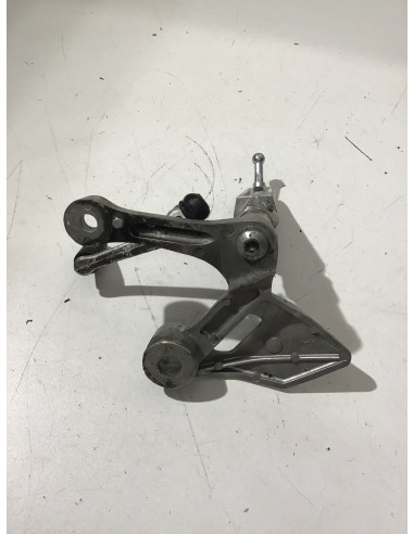 Platine repose-pied avant gauche YAMAHA MT09 850 - 2014/2020 - 1RC2 Occasion