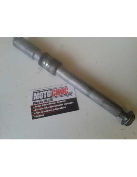 Axe de roue avant HONDA VTR 1000 SC36A