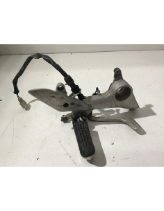 Platine repose-pied avant droit HONDA VFR 800 - 1998/2001 - Occasion