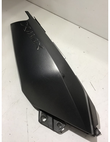 Flanc de selle droit YAMAHA X-MAX 125 - 2014/2017 - 1SD-F1741 Occasion