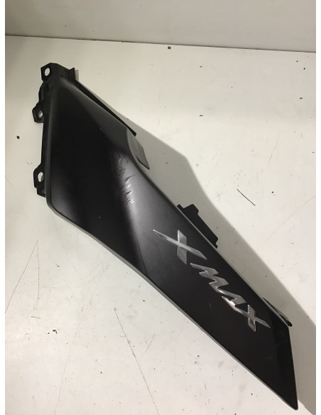 Flanc de selle gauche YAMAHA X-MAX 125 - 2023 - BMK-F1731-00 Occasion