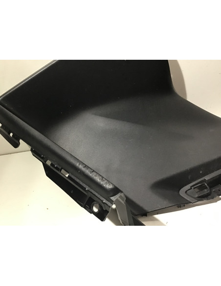 Dessus de marche-pied gauche YAMAHA T-MAX 560 - 2022/2024 - BBW-2837L-00 Occasion