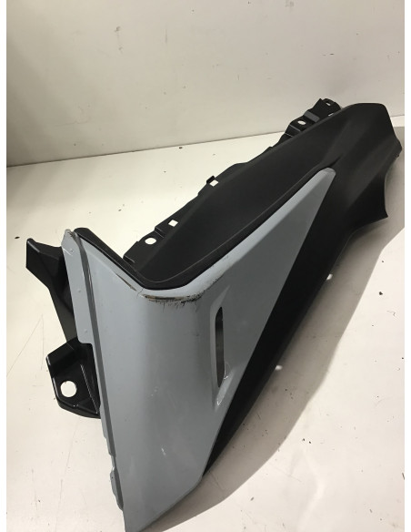 Marche pieds gauche YAMAHA X-MAX 125 - 2023 - bmk-f7481 Occasion