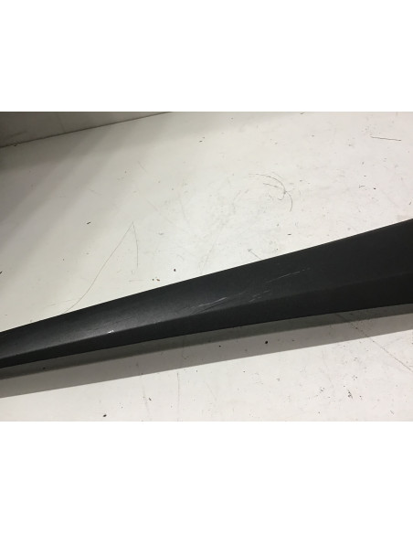 Bas de caisse droit YAMAHA X-MAX 300 - 2018/2022 - BL1-F171M-00 Occasion