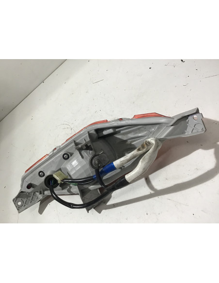 Feu arrière gauche YAMAHA X-MAX 300 - 2018/2022 - B74-H4710-00 Occasion