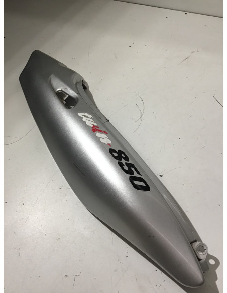 Flanc de selle droit YAMAHA TDM 850 4tx - 1996/2002 - Occasion