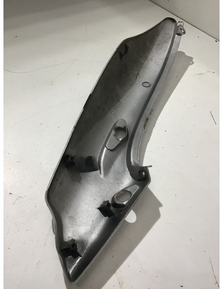 Flanc de selle droit YAMAHA TDM 850 4tx - 1996/2002 - Occasion