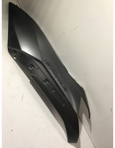 Flanc de selle gauche PEUGEOT METROPOLIS 400 - 2020/2024 - 1179438000 Occasion