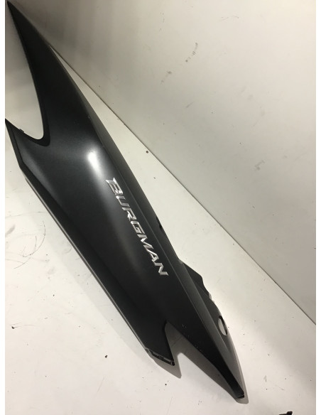 Flanc de selle gauche SUZUKI BURGMAN 400 - 2018/2020 - 47211-19K0 Occasion