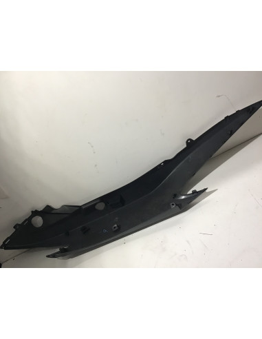 Flanc de selle gauche SUZUKI BURGMAN 400 - 2018/2020 - 47211-19K0 Occasion