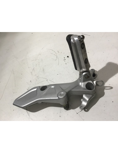 Platine repose-pied avant droit HONDA VFR 1200 - 2012 - Occasion