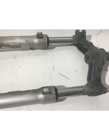 Fourche PEUGEOT KISBEE 50 - 2011/2020 pour les 2 t 2011/2025 pour 4t - Occasion