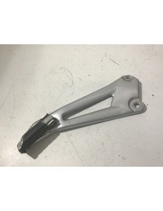 Platine repose-pied arrière gauche YAMAHA YBR 125 - 2010 - Occasion