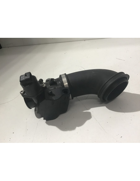 Corps d'injection droit BMW R1200GS 1200 - 2010/2012 - 1354 7705240 Occasion