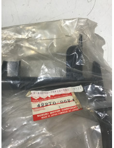 Support béquille SUZUKI STREET MAGIC 50 - 2000 - 42270-0610-000 État Neuf 2