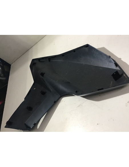 Cache latéral droit HONDA FORZA 750 - 2021/2022 - 64311-MKV-D000 Occasion