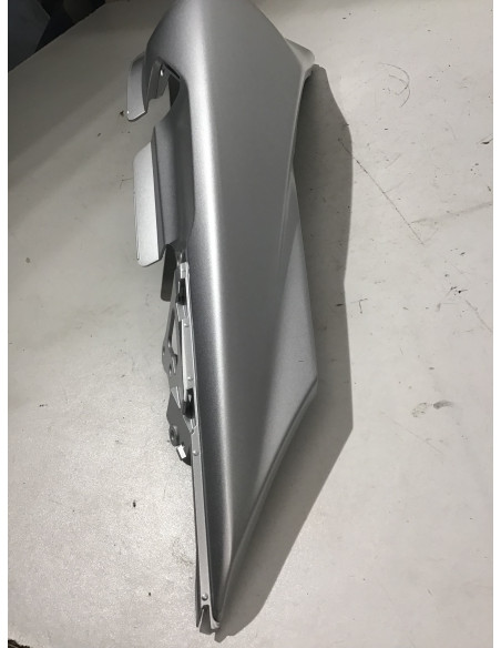 Flanc de selle droit YAMAHA T-MAX 530 - 2017/2018 - BC3-21721-00
