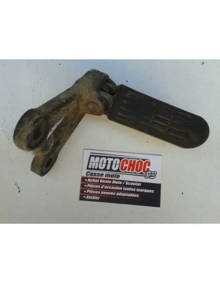 Platine repose-pied avant gauche HONDA CBR 1000 SC21