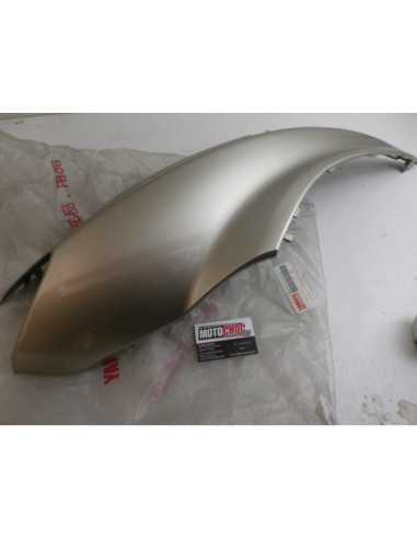 Flanc de selle droit MBK FLAME X 125 - 2005 - 5ML-F1721-01-P2 - État neuf