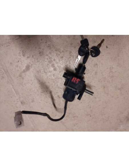 Contacteur à clés APRILIA SCARABEO 125 - 2004