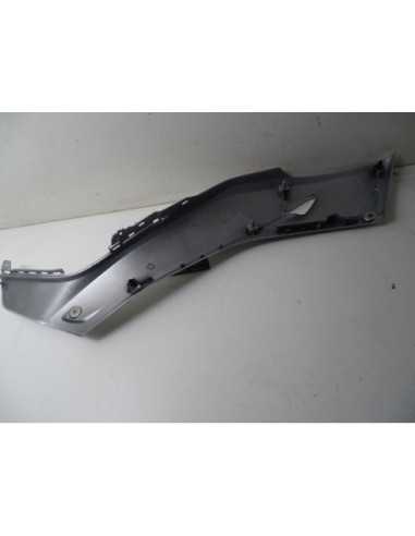 Cache latéral droit YAMAHA X-MAX 125 - 2017 - B74-F1721-00-P1 - Occasion