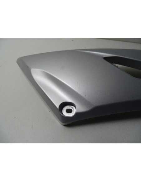 Cache latéral droit YAMAHA X-MAX 125 - 2017 - B74-F1721-00-P1 - Occasion