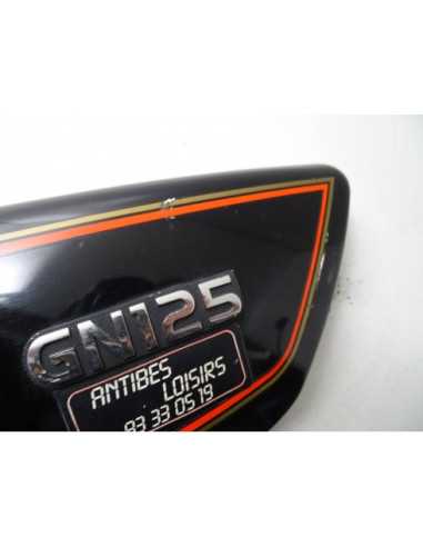 Cache latéral gauche SUZUKI GN 125 - 47211-05300 - Occasion