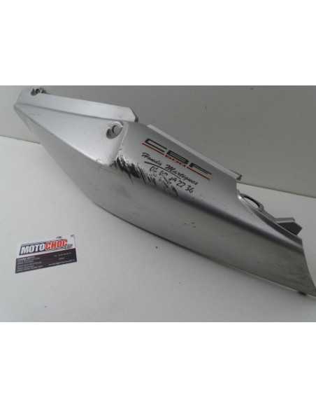 Flanc de selle gauche HONDA CBF 600 - 2004 - 77320-MERA-D000 - Occasion - état moyen