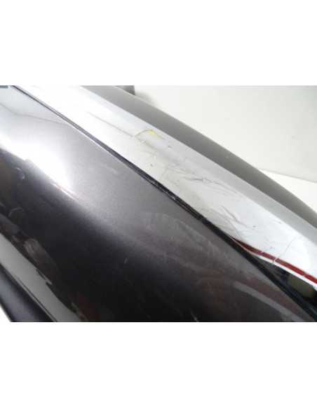 Flanc de selle droit PIAGGIO X-EVO 125 - 2004 - Occasion