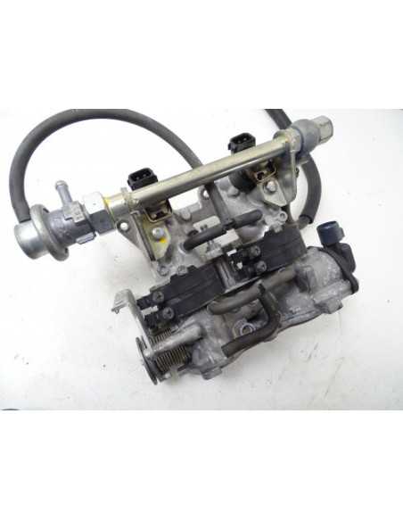 Rampe d'injection HONDA SILVER WING 400 LJH95J40G142 - 2006