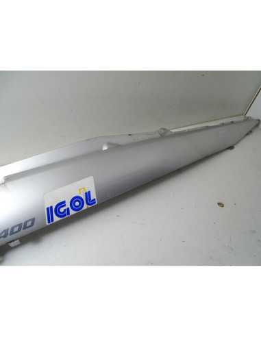Flanc de selle droit SUZUKI BURGMAN 400 - 2003-2006 - 47111-14G00 - Occasion - état moyen