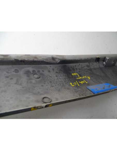 Flanc de selle droit SUZUKI BURGMAN 400 - 2003-2006 - 47111-14G00 - Occasion - état moyen