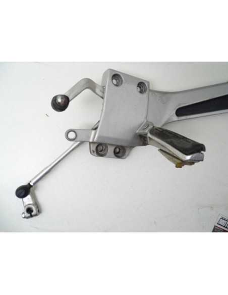 Platine repose-pied gauche YAMAHA FJR 1300 - 2008 - 3P6