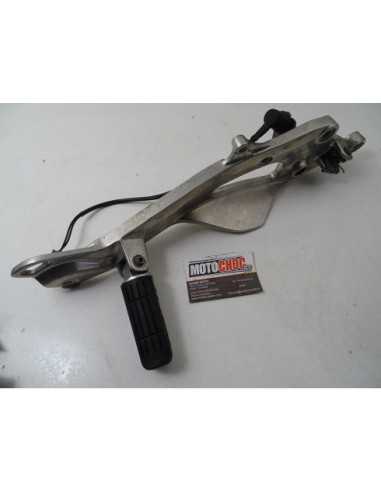 Platine repose-pied droit YAMAHA TDM 900 - 5PS-3