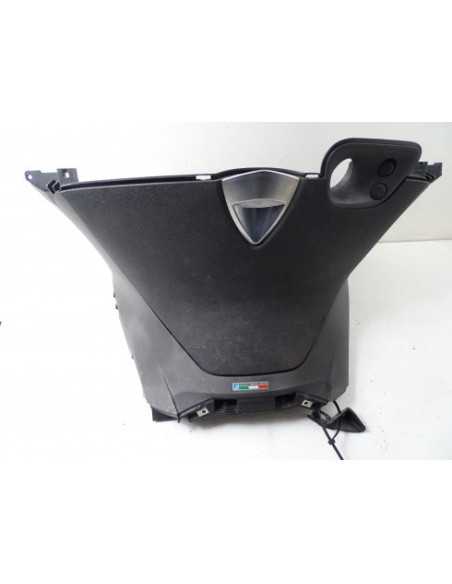 Tablier intérieur PIAGGIO X10 125 - 2013