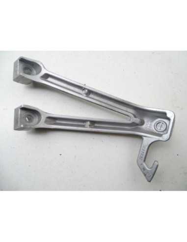 Platine repose-pied arrière gauche SUZUKI GSXR 600 - 2006-2007 - ADC6 01H-L - Occasion