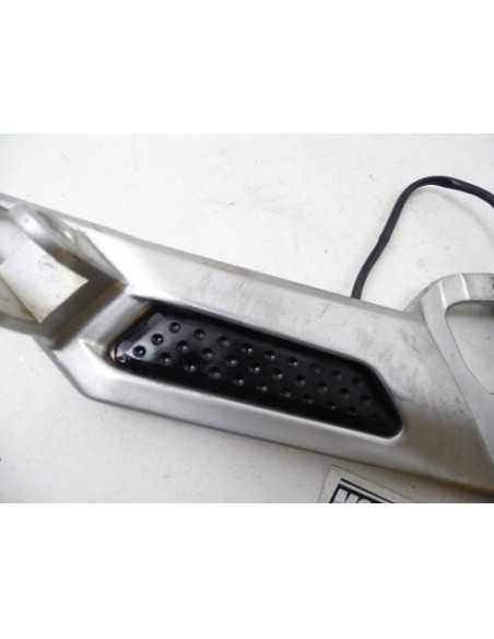 Platine repose-pied droit YAMAHA FJR 1300 RP139 - 2009 - 3P6 - Occasion