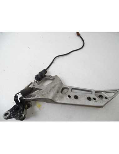 Platine repose-pied droit YAMAHA FJR 1300 RP139 - 2009 - 3P6 - Occasion