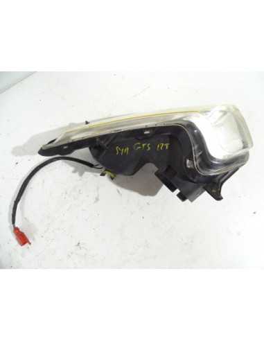 Clignotant avant droit SYM GTS 125 - 2006-2008 - Occasion - état moyen