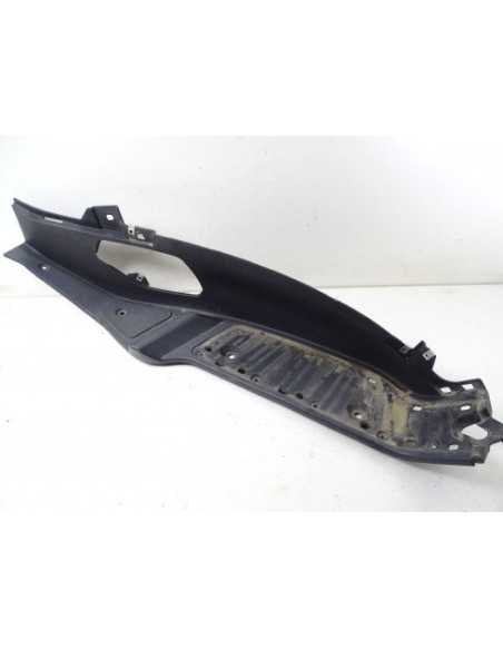 Marche pieds droit PIAGGIO X-EVO 125