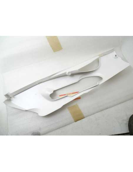 Bas de caisse gauche HONDA NES 125 - 2000-2006 - 64305-KGF-9000 - État neuf