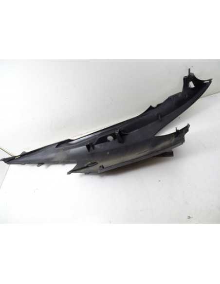 Flanc de selle droit SUZUKI BURGMAN 400 - 2007 - 47111-05H (R)