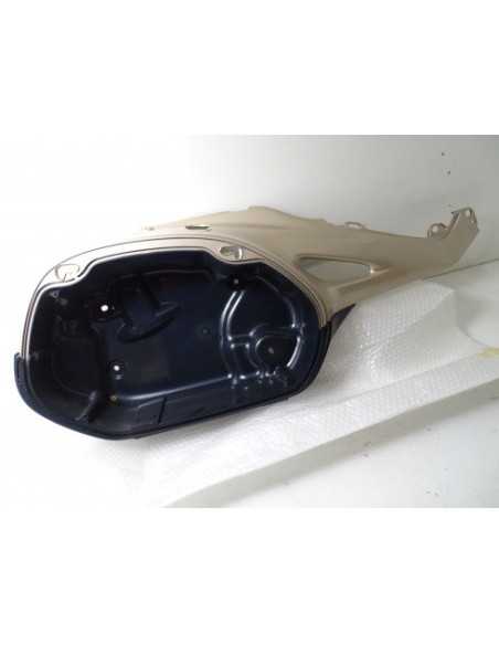 Flanc de selle droit HONDA DEAUVILLE 650 - 1999 - 77220-MBL-610ZB