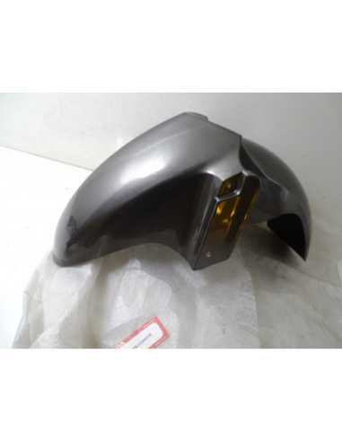 Garde boue avant HONDA PANTHEON 125 - 2002 - 61100-KFG-860ZR - État neuf