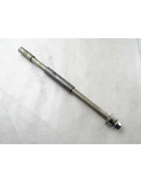 Axe de roue arrière YAMAHA T-MAX 500 - 2001