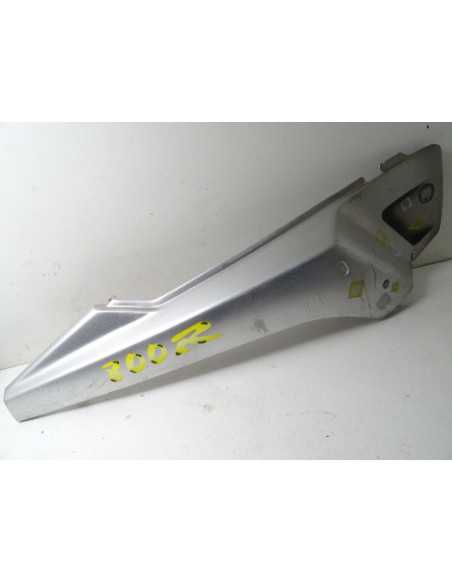 Flanc de selle droit SUZUKI DR 800 - 1993 - 47111-31D00