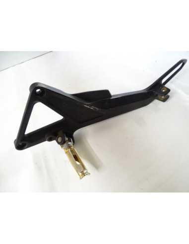 Platine repose-pied gauche HONDA HORNET 600 PC34A - 1998-2002 - Occasion